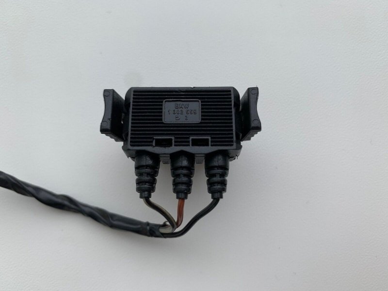 WTYCZKA SILNICZEKA REGULACJI LAMP BMW Z3 + WIĄZKA 1382559