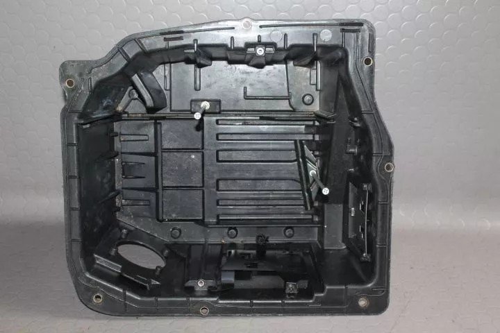 OSŁONA WANNA AKUMULATORA BMW Z4 E85 E86 W BAGAŻNIK