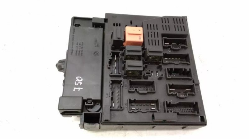 MODUŁ BSI SKRZYNKA BEZPIECZNIKÓW BMW Z4 E85 E86 8378113