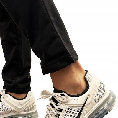 Puma spodnie dresowe czarne męskie 655770 03