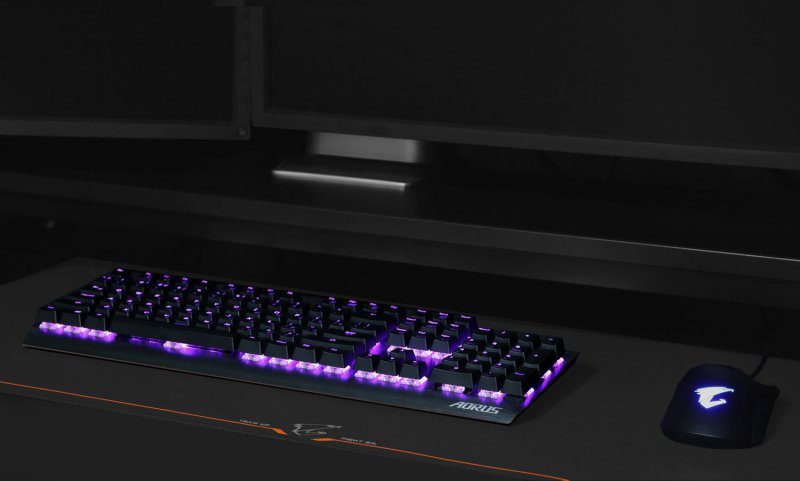 GIGABYTE AMP900 Podkładka dla graczy Czarny, Pomarańczowy