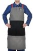 WELDAS-Arc Knight® fartuch spawalniczy, wysokiej odporności trudnopalna bawełna 520 gr./m2 ze wzmocnieniami z czarnej dwoiny bydlęcej 38-4436 (91 cm x 60 cm) dł x szer. 