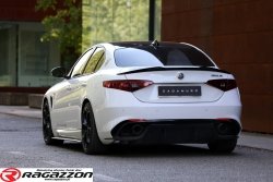 Dokładki pod progi CADAMURO Alfa Romeo Giulia do malowania