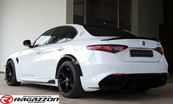 Poszerzenia błotników tylne, wide body CADAMURO Alfa Romeo Giulia czarny połysk