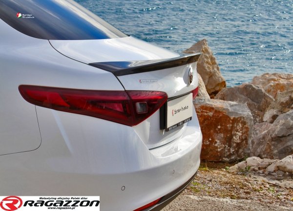 Spoiler klapy lotka boot lip STILE ITALIA CARBON Alfa Romeo Giulia 2016 - 2024