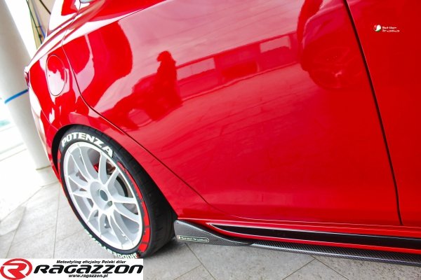 Dokładki progów side skirts flaps STILE ITALIA CARBON Alfa Romeo Giulietta