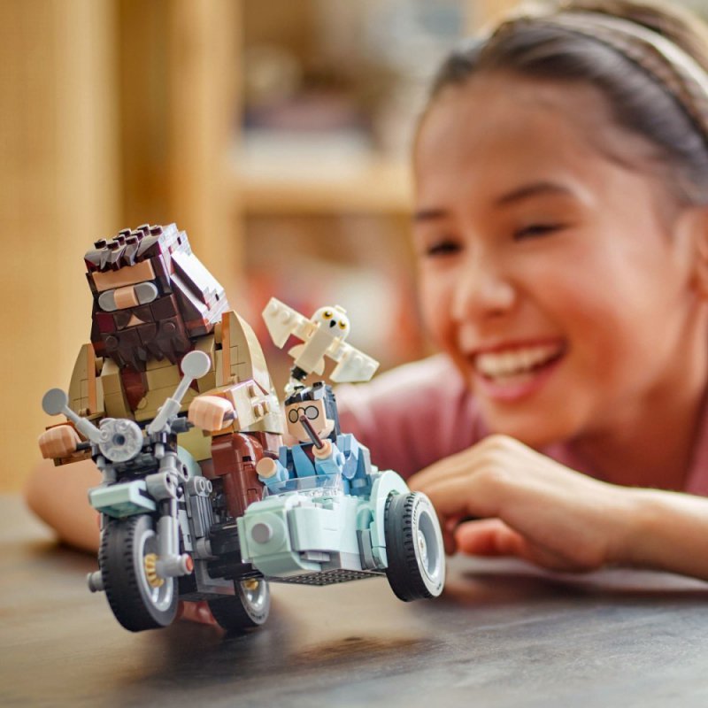 LEGO Klocki Harry Potter 76443 Przejażdżka motocyklowa Hagrida i Harry&#039;ego