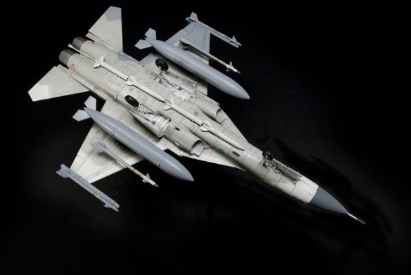 AFV Club AR48109 IDF F-CK-1D Ching-Kuo 2 seats 1/48
