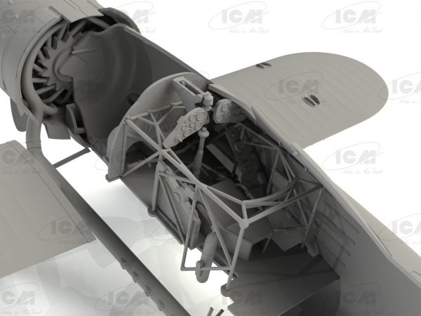 ICM 32022 CR. 42 LW with German Pilots