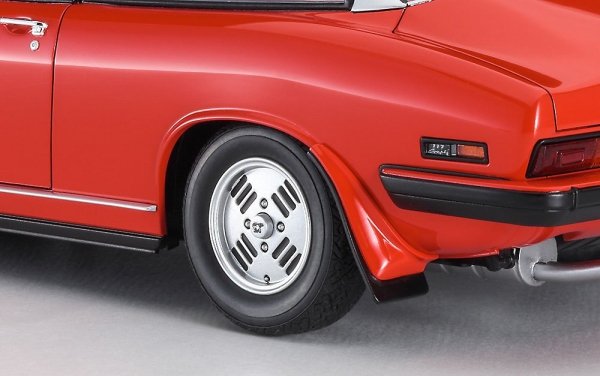 Hasegawa 20628 Isuzu 117 Coupe Late Version (XC-J) (1979) 1/24