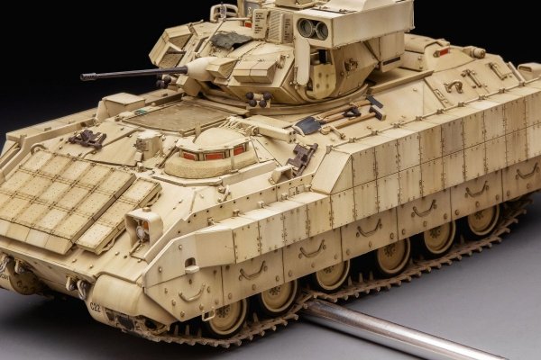 Meng SS-006 M3A3 Bradley W/Busk III 1/35