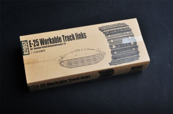 Trumpeter 02057 E-25 - Track Links