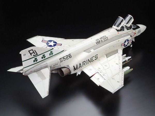 Tamiya 60308 1/32 F-4J Phantom II Marines