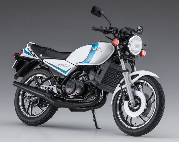 Hasegawa 21515-BK15 Yamaha RZ350 (4U0) (1981) 1/12