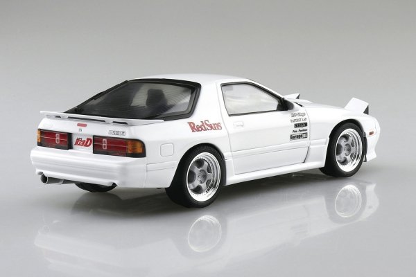 Aoshima 06248 Initial D Takahashi Ryosuke FC3S RX-7 [comics Vol.5 Akina Battle Ver.] 1/24 (Pre-Painted)