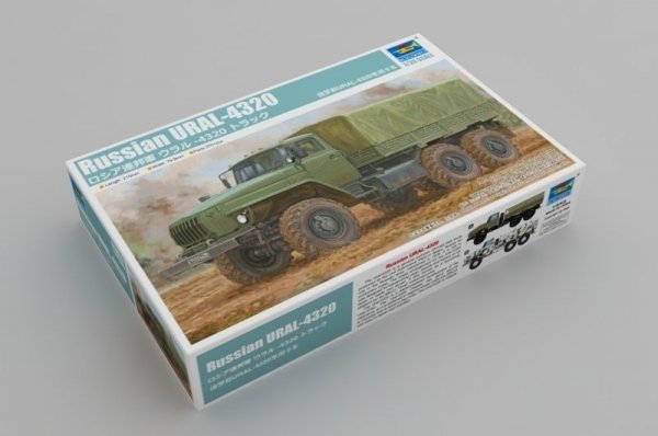 Trumpeter 01072 Russian Ural-4320