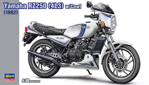 Hasegawa 21758 Yamaha RZ250 (4L3) w/ Cowl 1/12