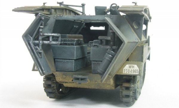 AFV Club AF35077 Sd.Kfz 251/7 Ausf. C 1/35