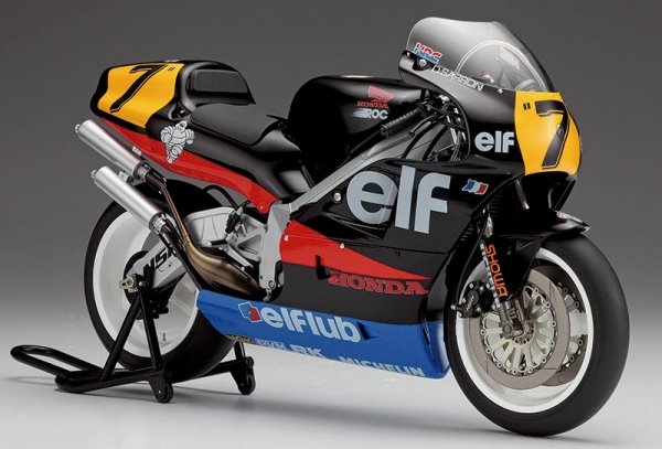 Hasegawa 21715 Honda NSR500 &quot;elf Honda&quot; 1/12