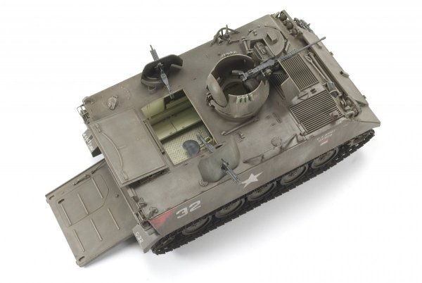 AFV Club AF35113 M113 ACAV 1/35