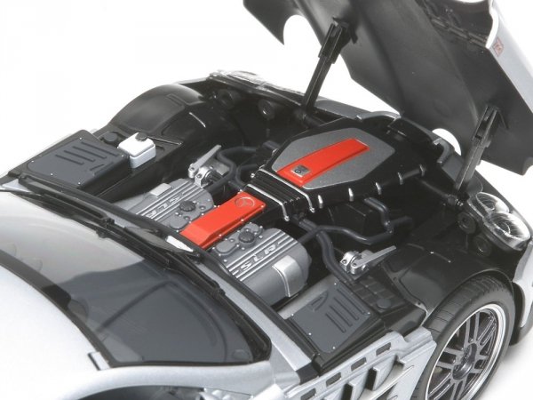 Tamiya 24317 MB SLR McLaren 722 Edition
