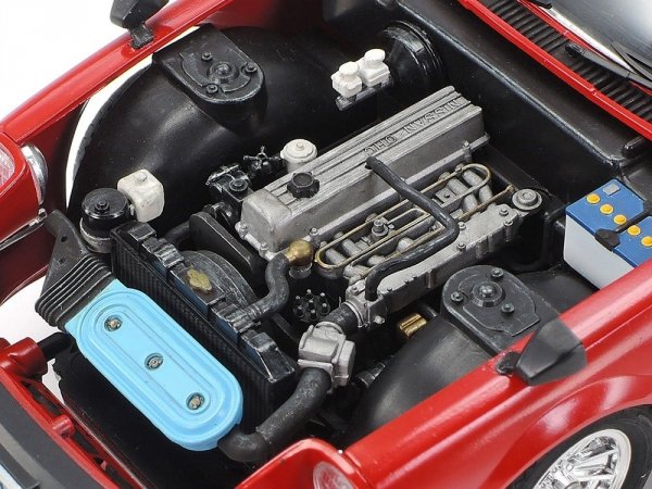 Tamiya 24015 1/24 Nissan Fairlady 280Z with T-Bar Roof