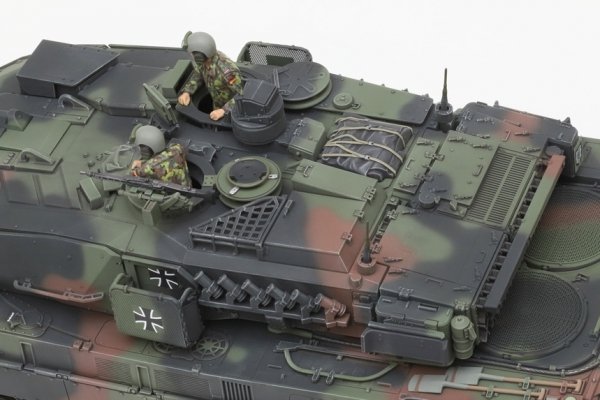 Tamiya 35387 1/35 German Main Battle Tank Leopard 2 A7V
