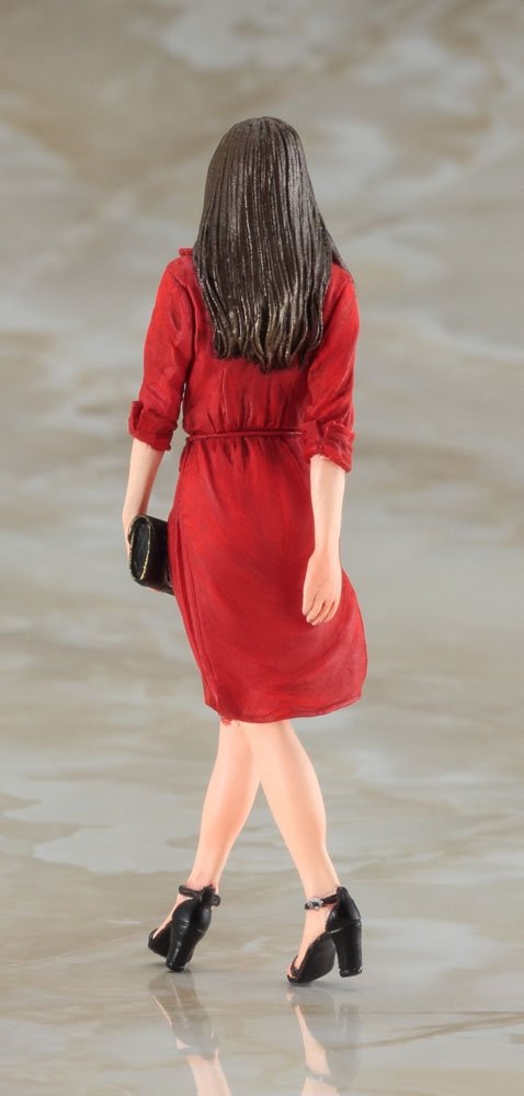 Hasegawa SP604-52404 Isuzu 117 Coupe Late Version (XE) w/Cool Beauty Girl's Figure 1/24