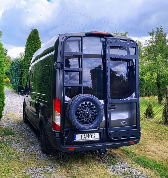 Aluminiowy stelaż wielofunkcyjny Ford Transit 