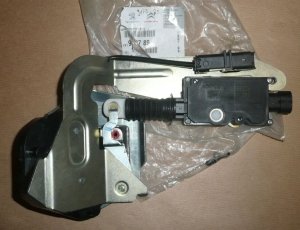 ORIGINAL Schiebetürschloss  Links Hinten CITROEN C8 PEUGEOT 807 , 913789