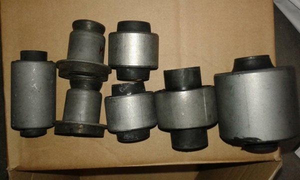 Querlenkerlager Silentblock Querlenker Buchse hinten PEUGEOT 406 satz 7 Stücke