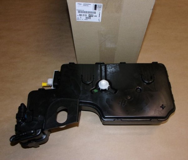 Original Additivtank Adbluetank Peugeot 508 III 2.0 HDI  EW/DW , 9821345980