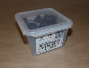 Kit de fixation de garde-boue Citroën C4  ,  1612688280
