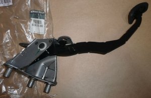 Original Pedalier d'embrayage RENAULT CLIO III ,8200275893 ,  8200332849 , 8200472762 , 8200472776