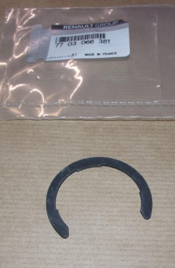 Original  Protection de demi-arbre Renault , 7703066381