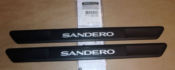 Original  Couvre-seuils Dacia Sandero III avant , 7711945453