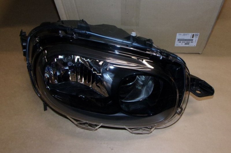 Projecteur Citroën C3 III droit, 9820059280, 9820059280, 
