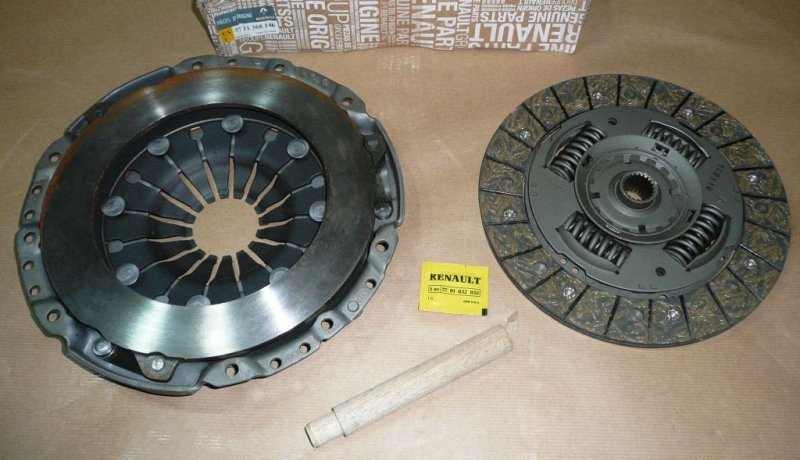 Original  Kit d'embrayage complet Renault Trafic II 1.9DCI |}01.03 Master II , 7711368146