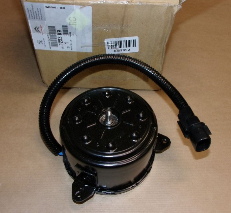 Moteur de ventilateur Peugeot 4007,4008 gauche, 1253.K9, 1253K9