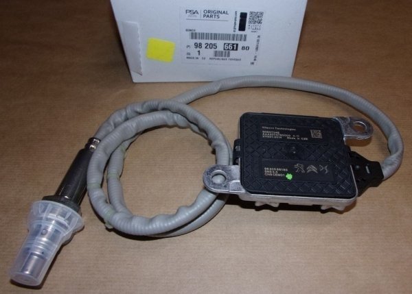 Sonde NOx d'origine Citroën Jumper Peugeot Boxer 2.2 Blue HDI, 9820566180