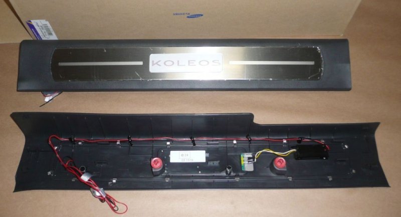 Original  Seuils de porte éclairés Renault Koleos 08-17 2 pièces gauche + droite , 7711423642