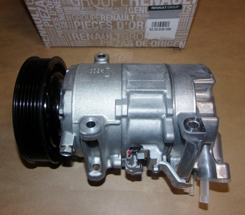   Compresseur de climatisation Renault Megane III 1.5 DCI Scenic III , 8200939386