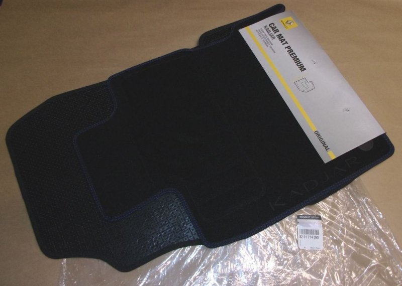 Original  Tapis en velours ensemble Renault Kadjar , 8201714095