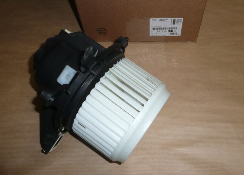 Soufflante de chauffage Citroën Berlingo, Peugeot 3008, 5008, 9849717380, 9849717380, 
