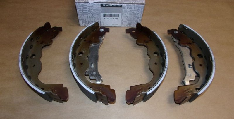 Original  Mâchoires de frein Renault Kangoo II, Renault Arkana, Dacia Logan II ensemble ,  7701210109
