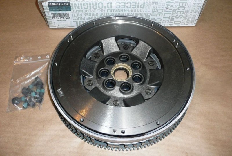 Original  Volant bimasse Renault Scenic II 2.0 16V ,  7701475946