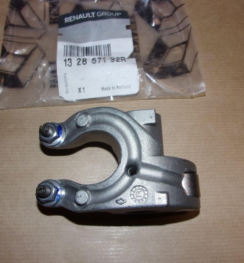 Levier de soupapes Renault Clio III 1.2 16V D4F, 132857192R, 