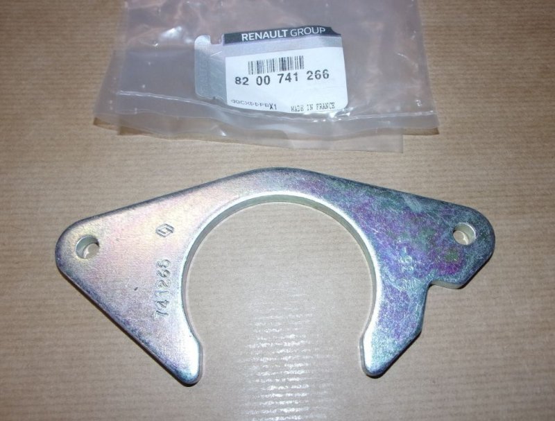 $ Protection de demi-arbre Renault Master II , 8200741266