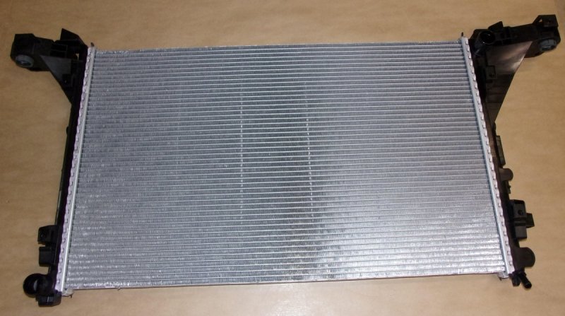 Radiateur d'eau Renault Master III 2.3 dCi, 214107695R, 