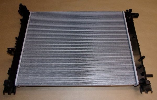 Radiateur de moteur Renault CAPTUR CLIO IV 1.5 dCi Dacia Logan 12-, 214100078R, 214100078R
